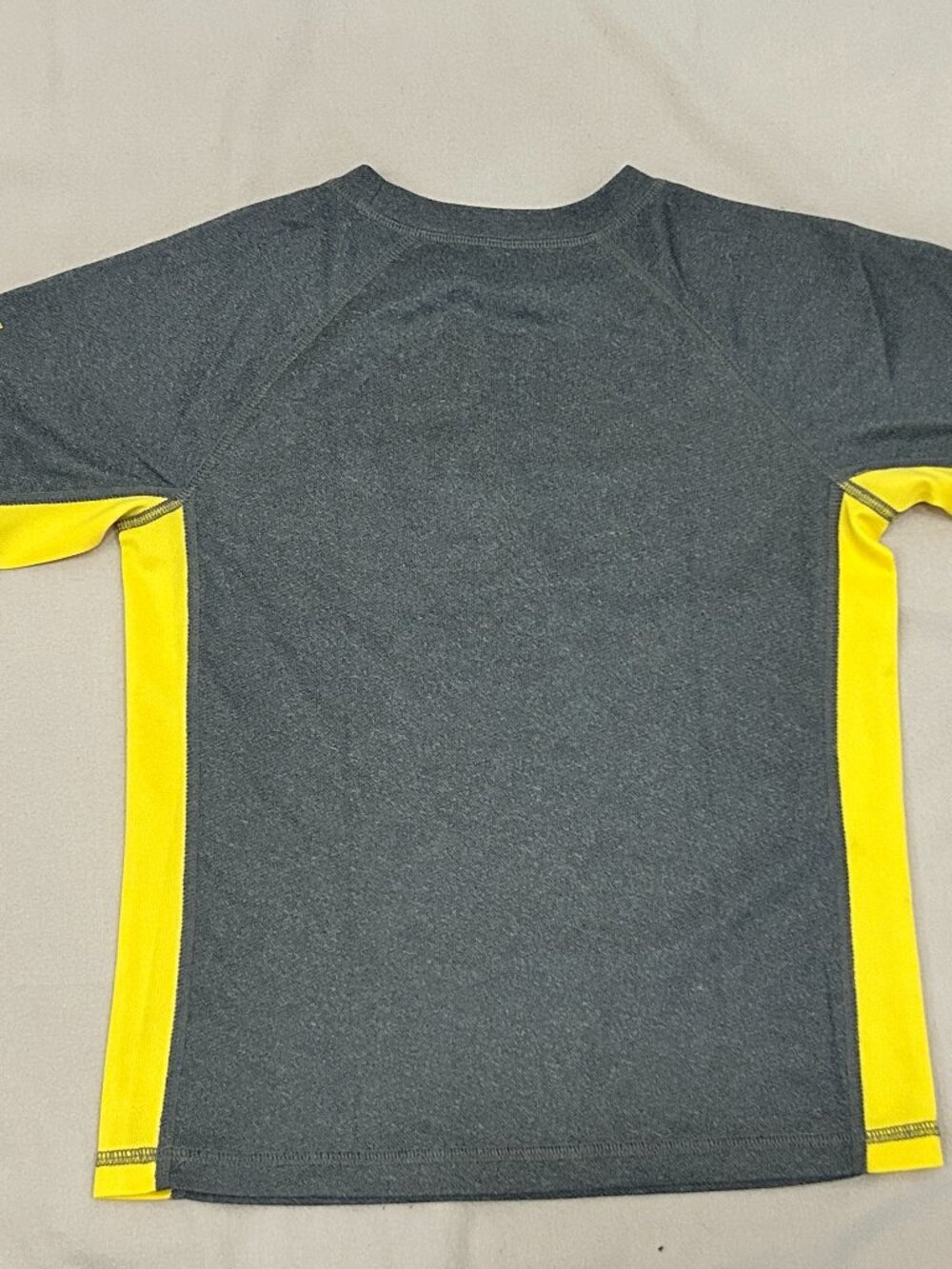 Bundle: (3) Swim Rash Guard - Size 8 - Picture 2 of 8